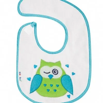 Akuku frotē priekšautiņš, kas necaurlaidīgs no 3 mēnešiem.