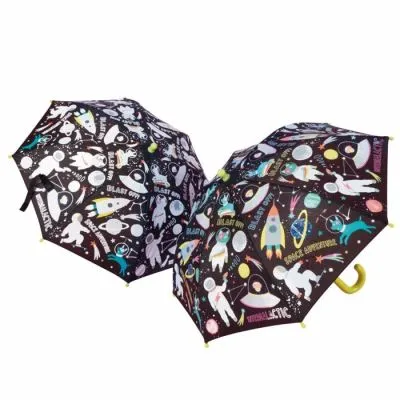 Maģiskais lietussargs, Kosmoss