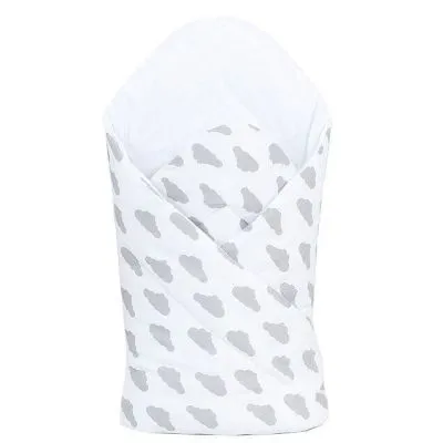 MamoTato aploksne mākoņi, balts krāsots.